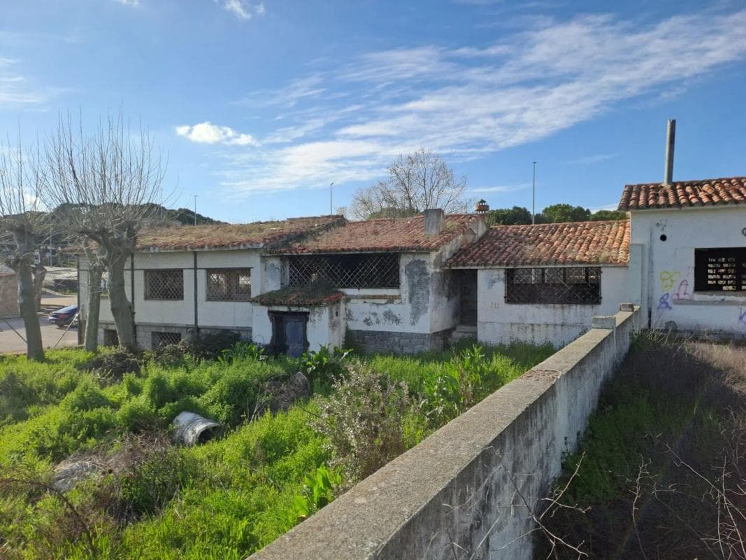 Terreno en venta en Valdemorillo, Madrid photo 2