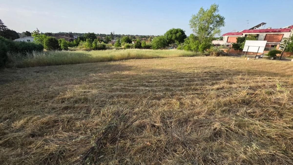 Terreno en venta en Villaviciosa de Odón, Madrid photo 2