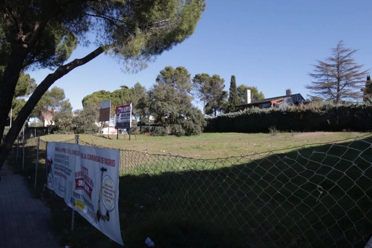 Terreno en venta en Villaviciosa de Odón, Madrid photo 4