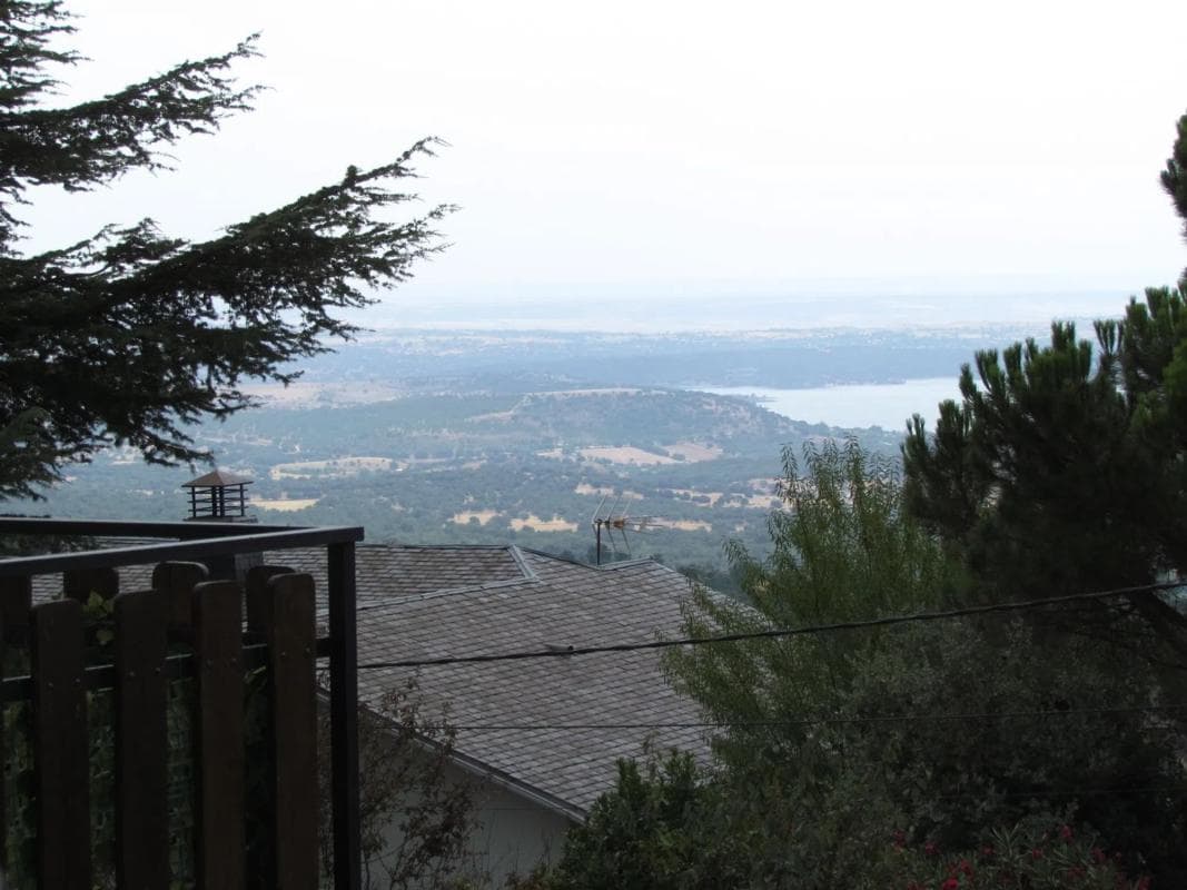 Terreno en venta en Miraflores de la Sierra, Madrid photo 2
