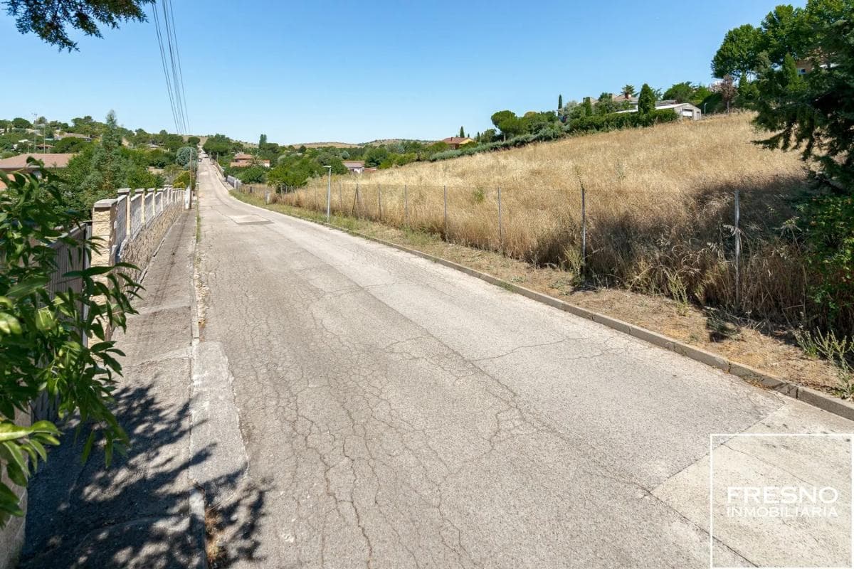 Terreno en venta en Serracines, Madrid photo 2