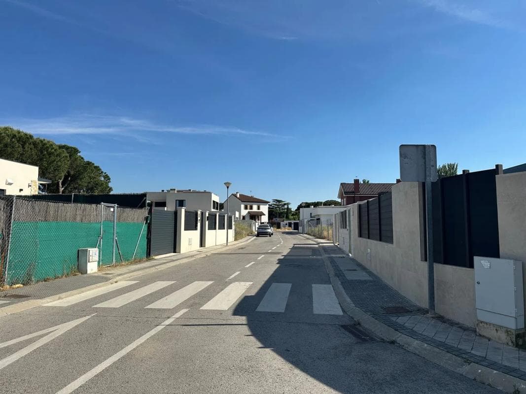 Terreno en venta en Fuente el Saz de Jarama, Madrid photo 2