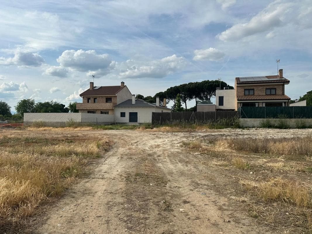 Terreno en venta en Fuente el Saz de Jarama, Madrid photo 3