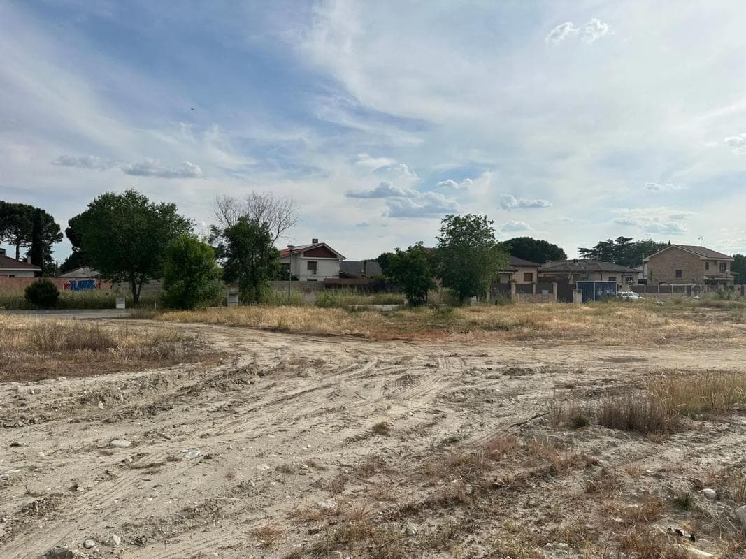 Terreno en venta en Fuente el Saz de Jarama, Madrid photo 4