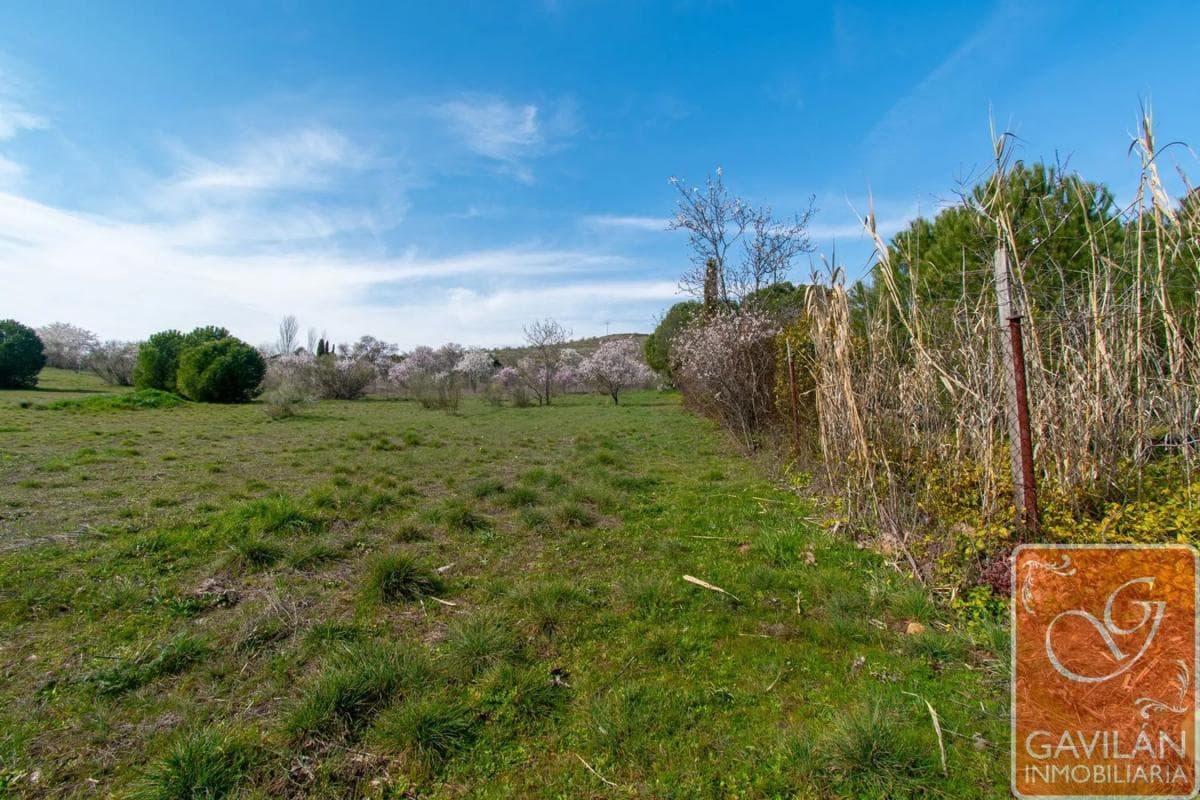 Terreno en venta en Serracines, Madrid photo 3