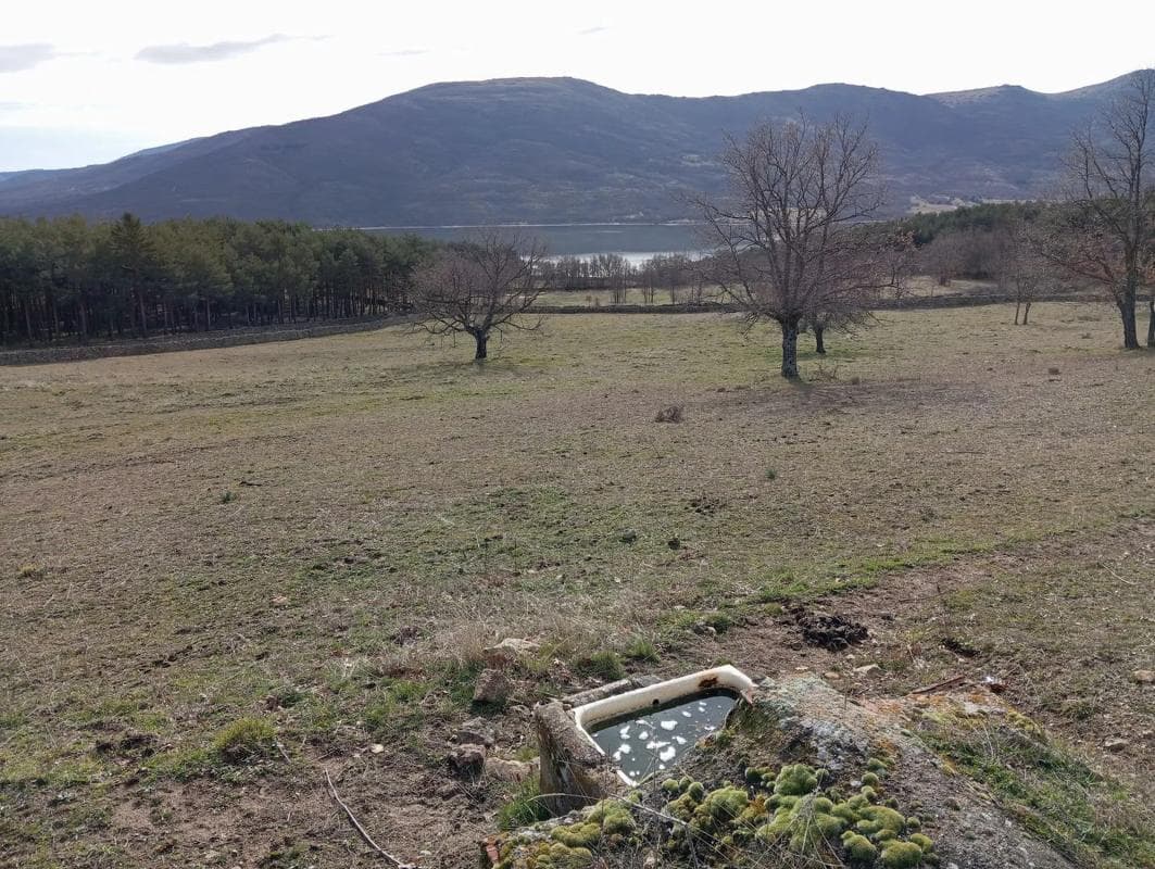 Terreno en venta en Lozoya, Madrid photo 3