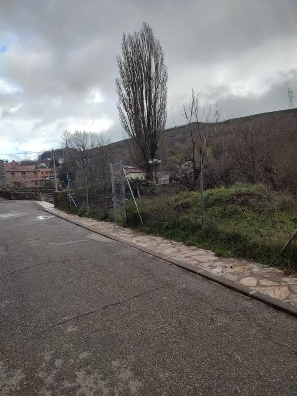 Land for sale in Somosierra, Madrid photo 3