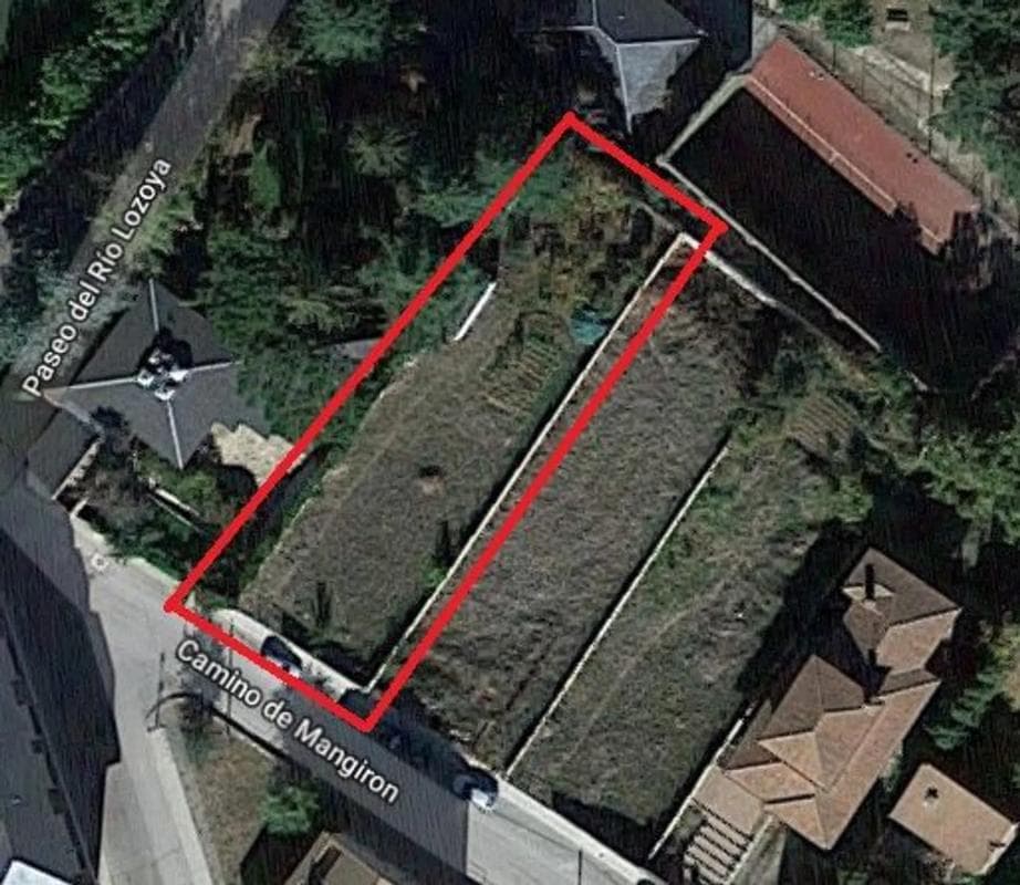Terreno en venta en Buitrago del Lozoya, Madrid photo 3