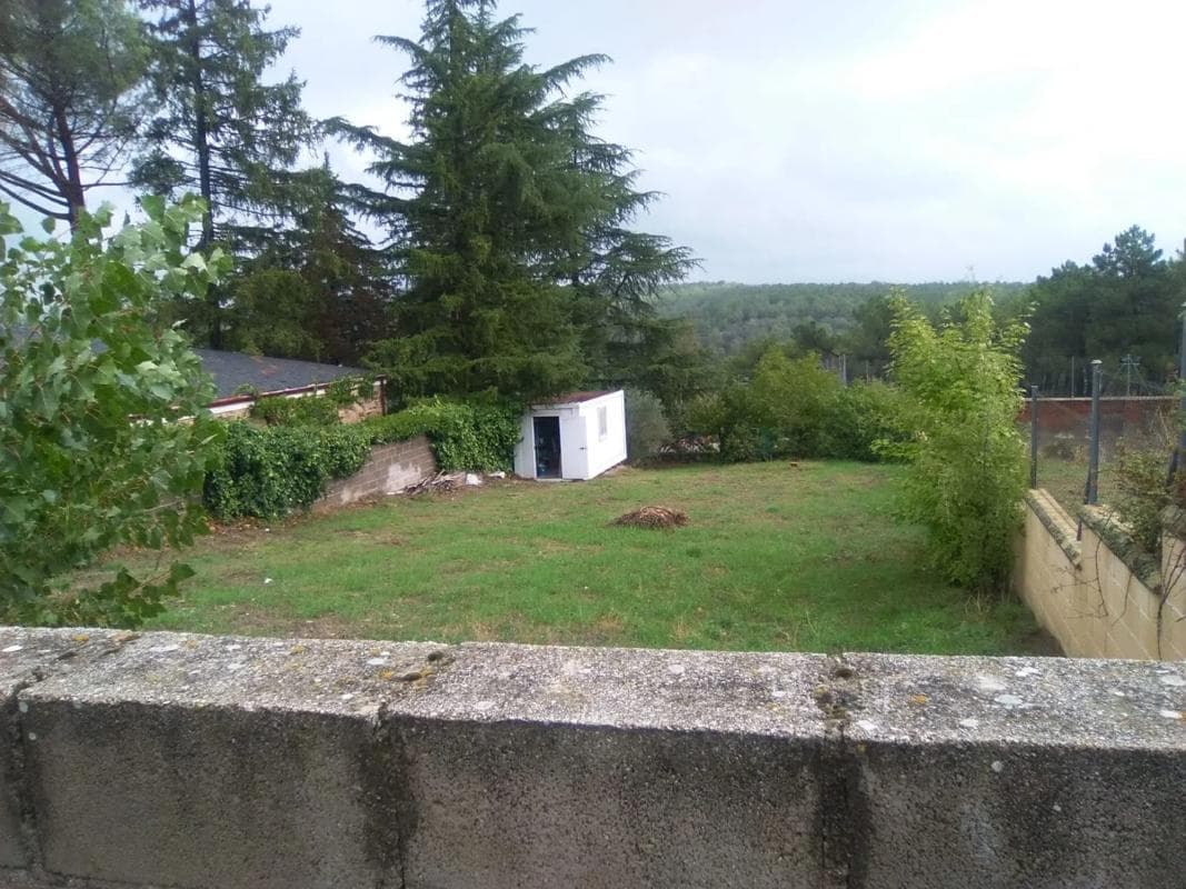 Terreno en venta en Buitrago del Lozoya, Madrid photo 5