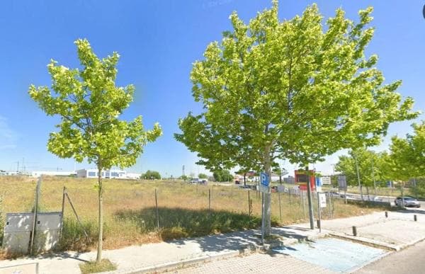 Terreno en calle Ricardo Tormo photo 1