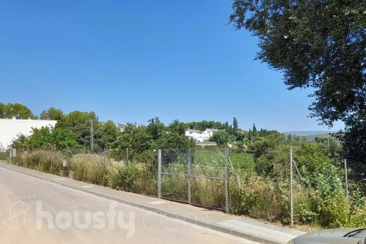 Terreno en venta en Pacs del Penedès, Barcelona photo 4