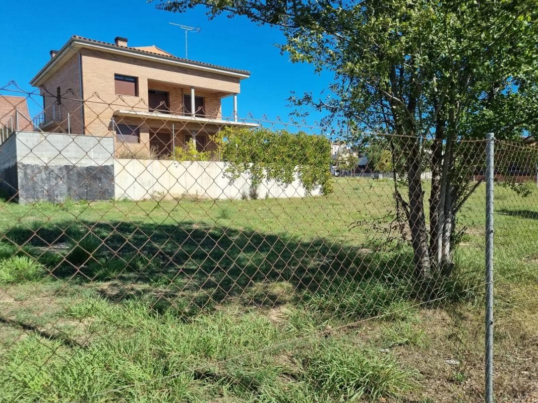 Terreno en venta en Vilafranca del Penedès, Barcelona photo 3