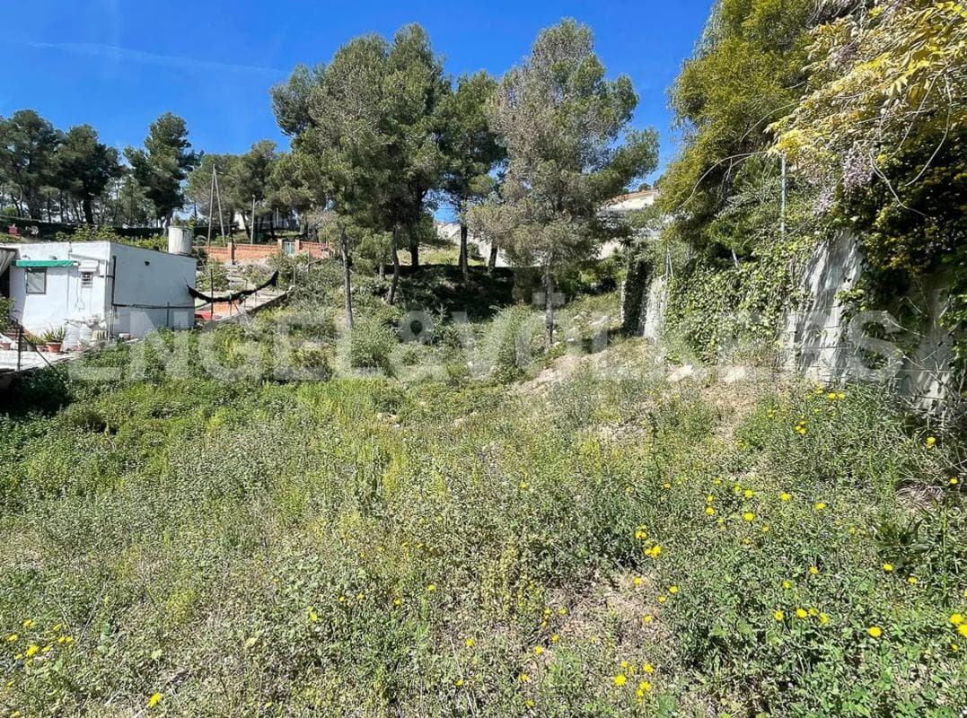 Terreno en venta en Font-Rubí, Barcelona photo 4