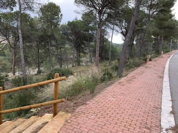 Terreno en calle Roures dels photo 1
