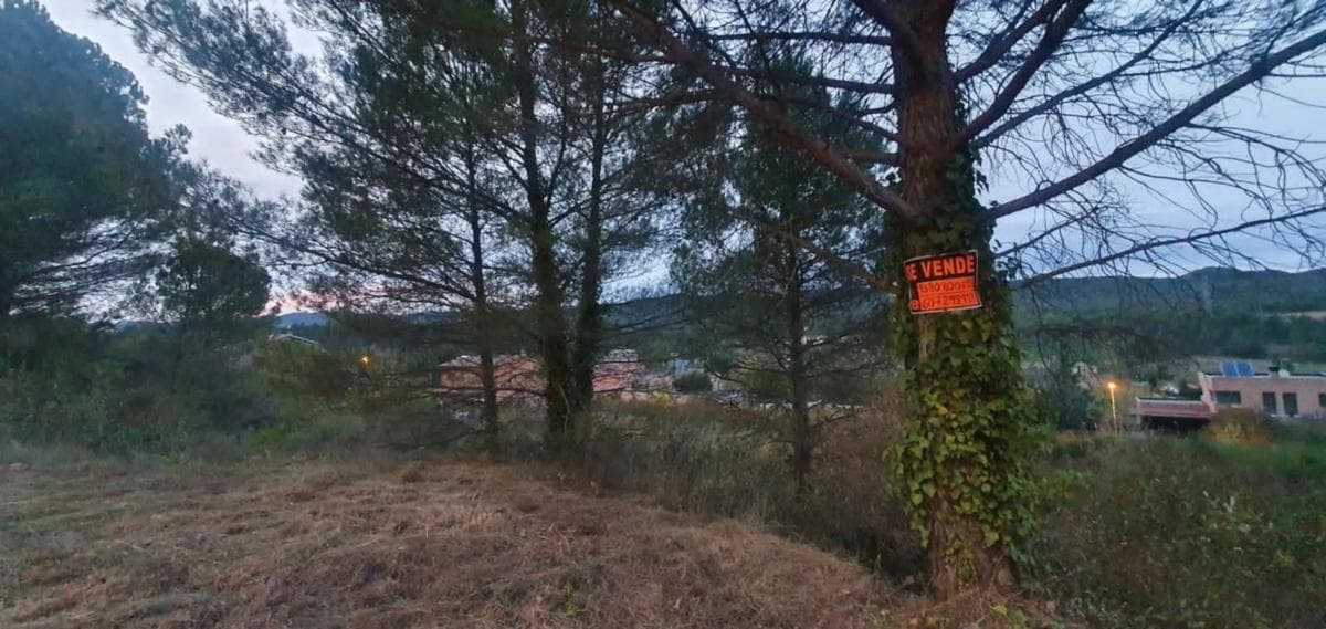 Terreno en venta en Carme, Barcelona photo 2