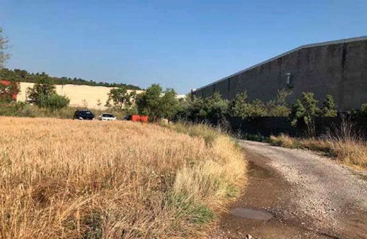 Terreno en venta en Sant Vicenç de Castellet, Barcelona photo 2