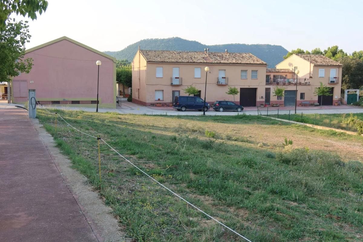 Terreno en venta en Castellfollit del Boix, Barcelona photo 4