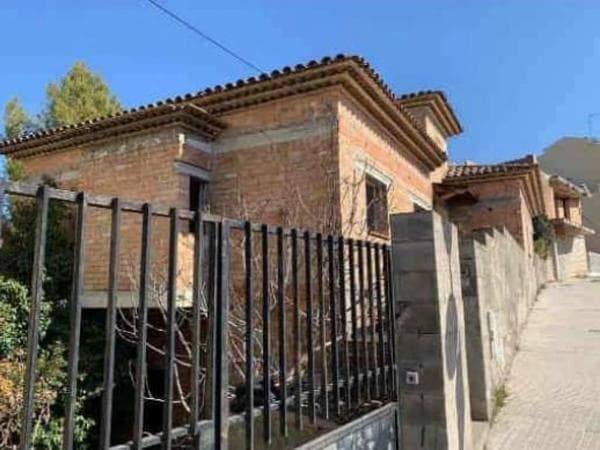 Terreno en calle de la Creueta thumbnail 2