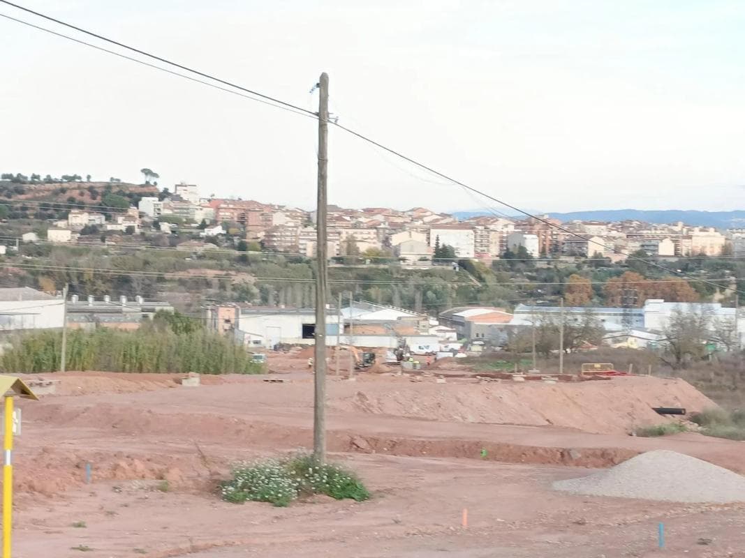 Terreno en venta en Manresa, Barcelona photo 2