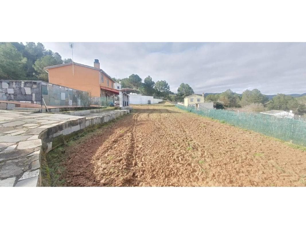 Terreno en venta en Sant Vicenç de Castellet, Barcelona photo 4