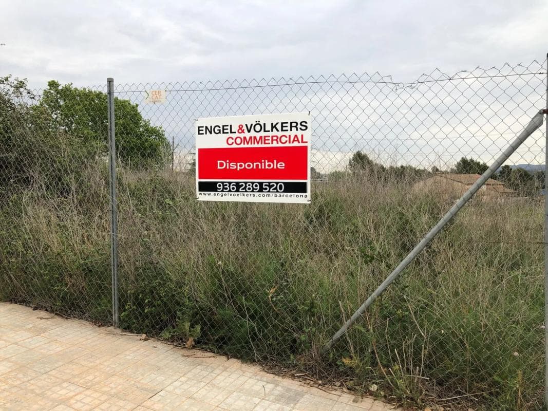 Terreno en venta en Artés, Barcelona photo 3
