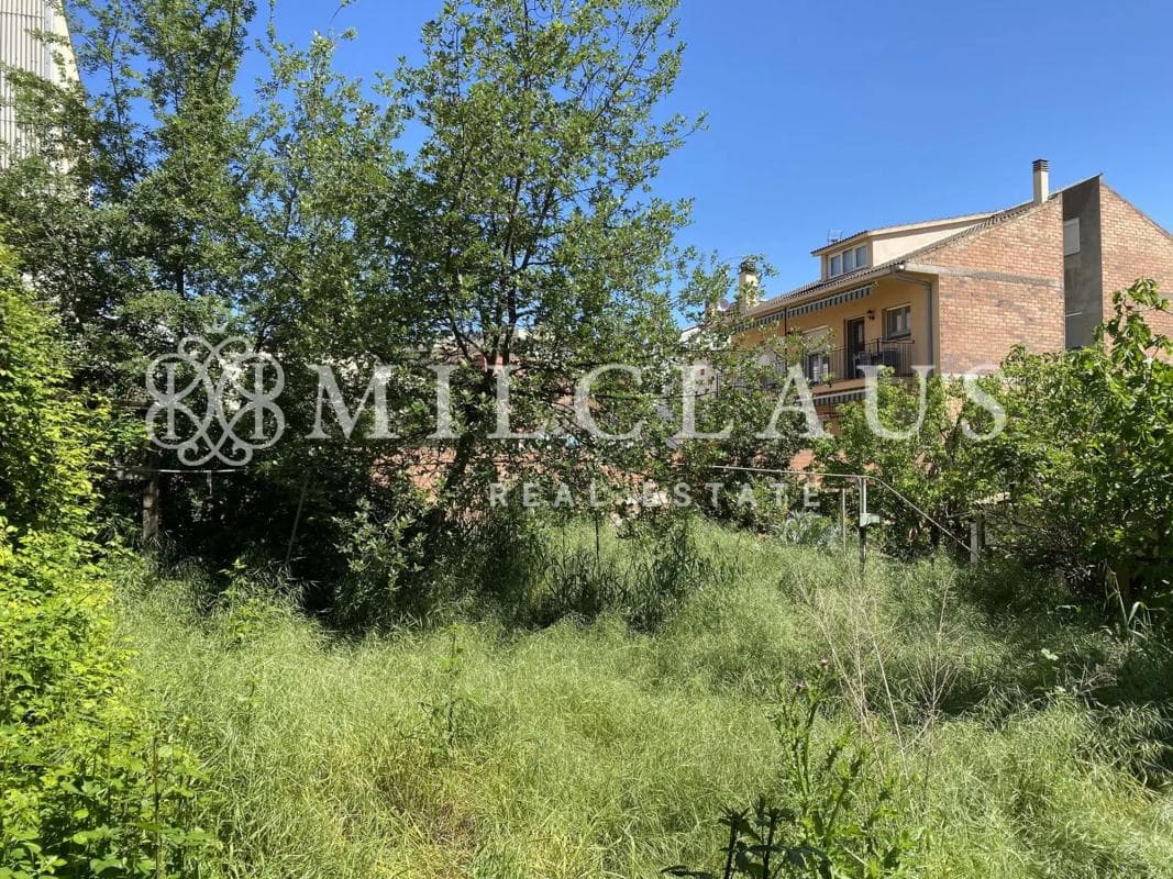 Terreno en venta en Manresa, Barcelona photo 2