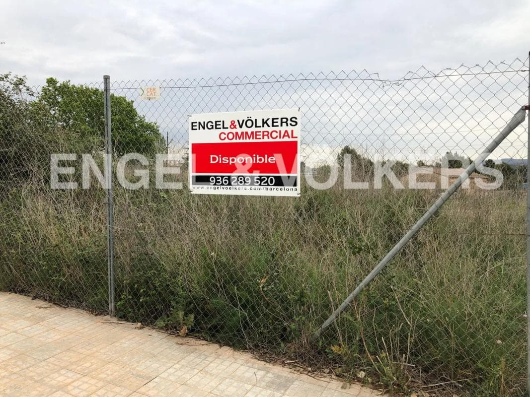 Terreno en venta en Manresa, Barcelona photo 3
