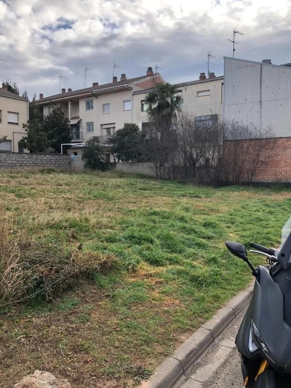 Terreno en venta en Callus, Barcelona photo 2