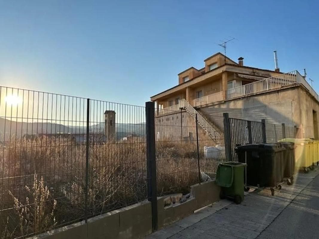 Terreno en venta en Callus, Barcelona photo 2