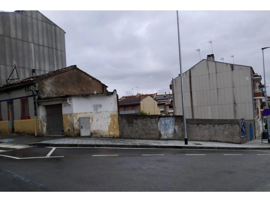 Terreno en venta en Manresa, Barcelona photo 4