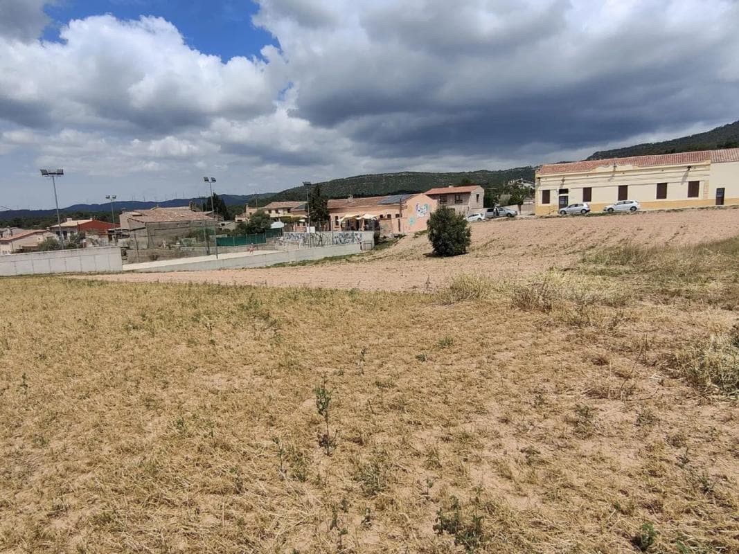 Terreno en venta en Castellfollit del Boix, Barcelona photo 2