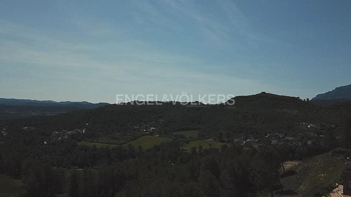 Terreno en venta en Castellgalí, Barcelona photo 2