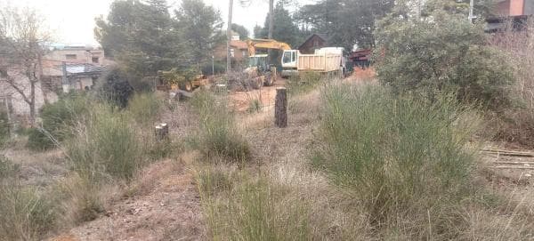 Terreno en calle Avets photo 3