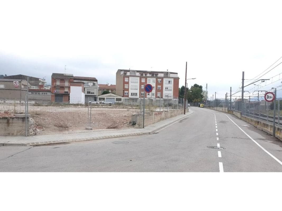 Terreno en venta en Sant Vicenç de Castellet, Barcelona photo 2