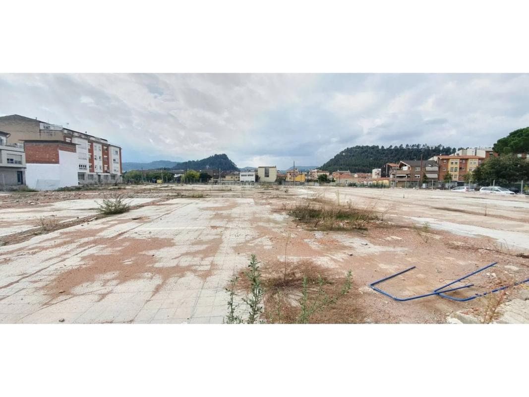 Terreno en venta en Sant Vicenç de Castellet, Barcelona photo 5