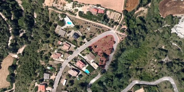 Terreno en calle de les Agulles, 64 thumbnail 1