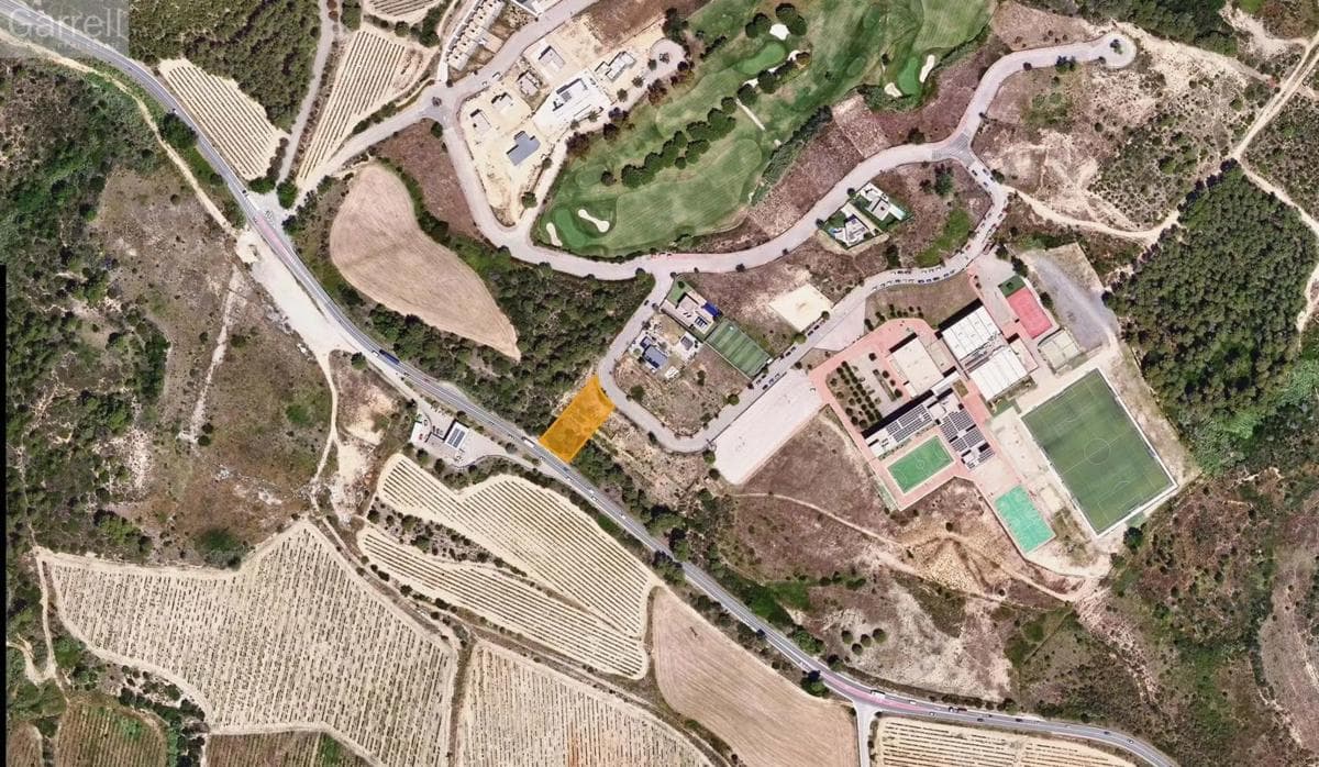 Terreno en venta en Sant esteve Sesrovires, Barcelona photo 5