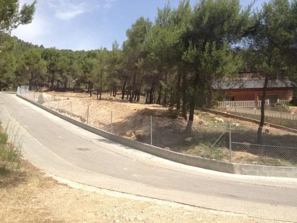 Terreno en calle de Martorell photo 1