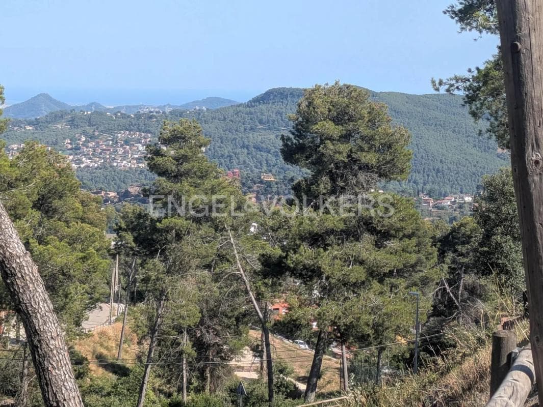 Terreno en venta en Corbera de Llobregat, Barcelona photo 3
