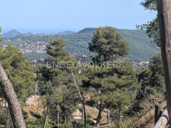 Terreno en Corbera de Llobregat thumbnail 2