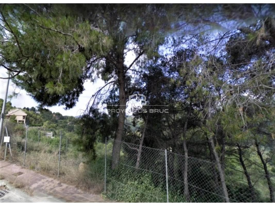 Terreno en venta en Corbera de Llobregat, Barcelona photo 3