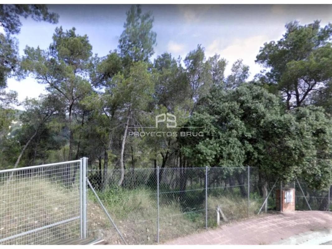 Terreno en venta en Corbera de Llobregat, Barcelona photo 4
