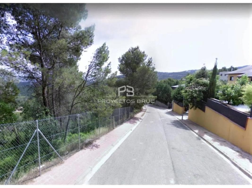 Terreno en venta en Corbera de Llobregat, Barcelona photo 5