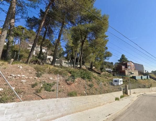 Terreno en calle del Montseny thumbnail 2