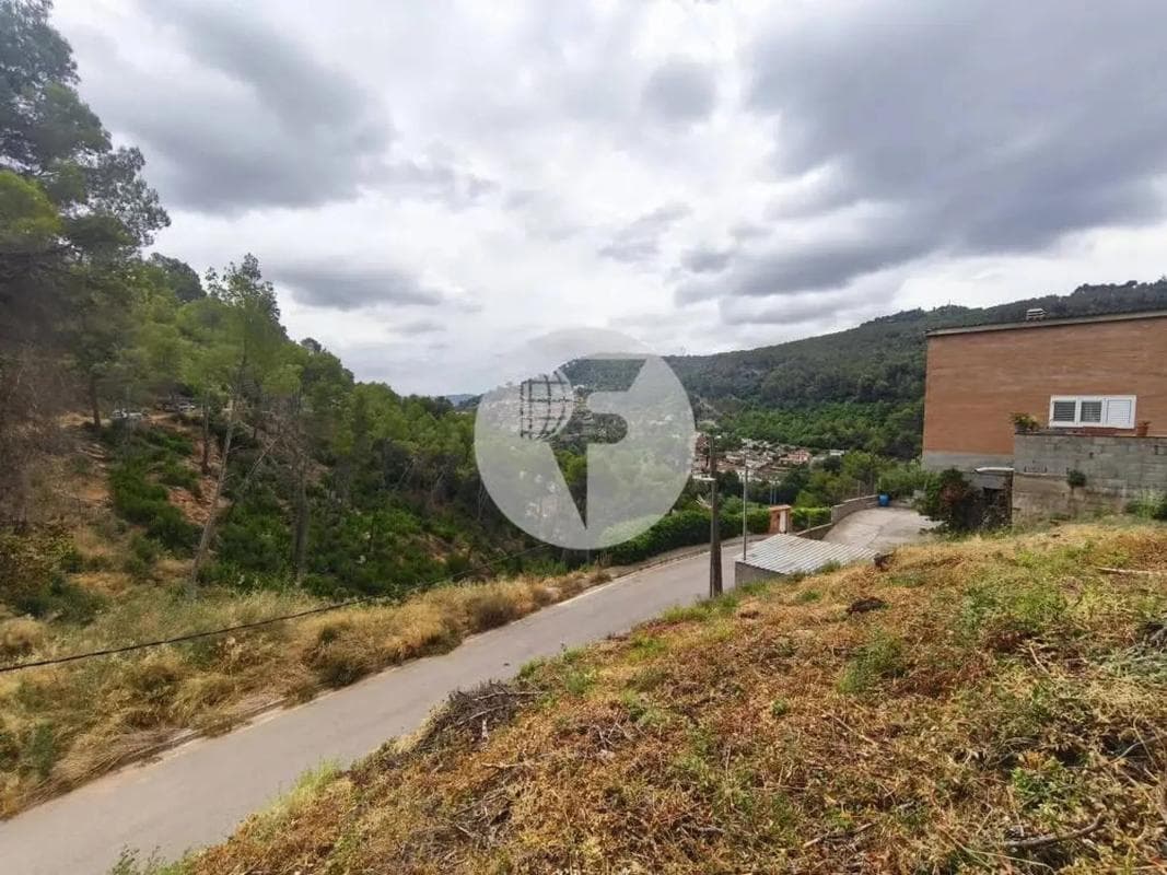 Terreno en venta en Corbera de Llobregat, Barcelona photo 3