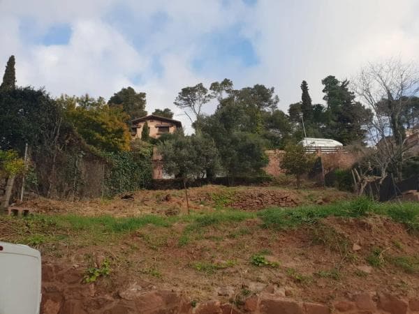 Terreno en calle santa gemma, 2 thumbnail 2