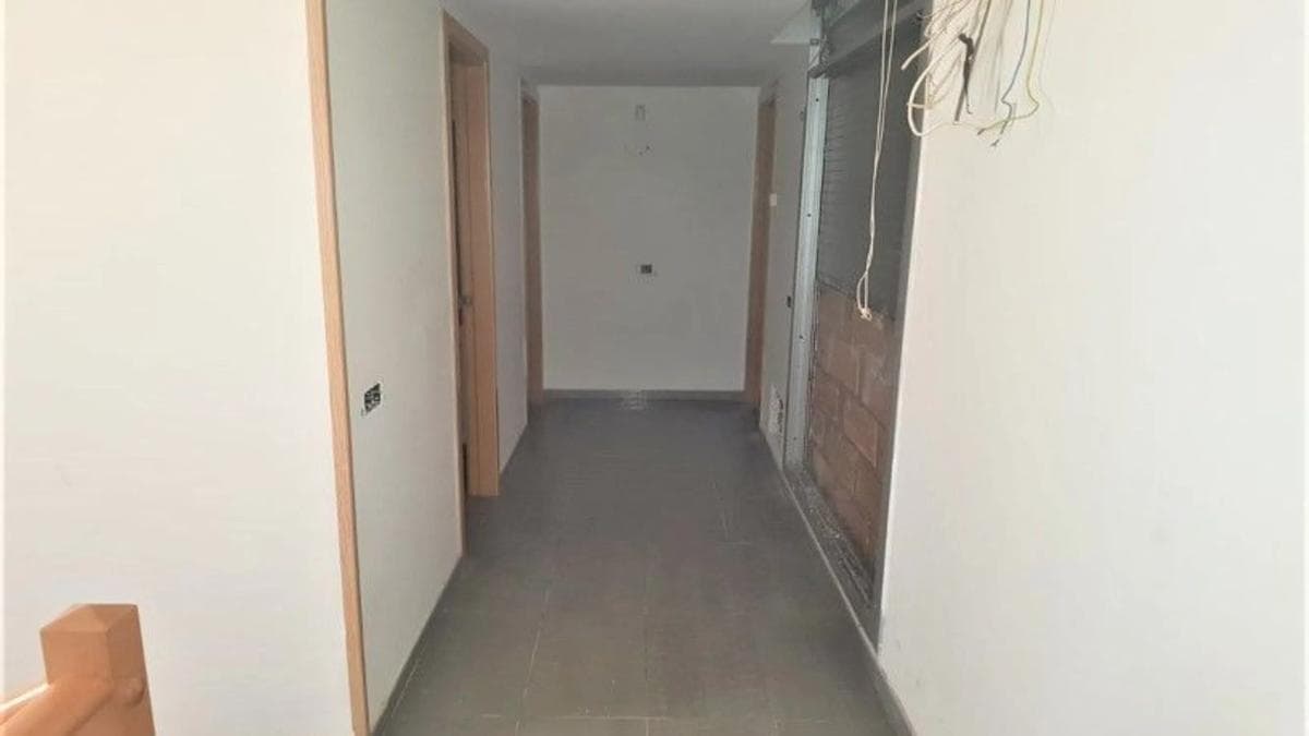 Участок земли на продажу в Абрера, Барселона photo 4