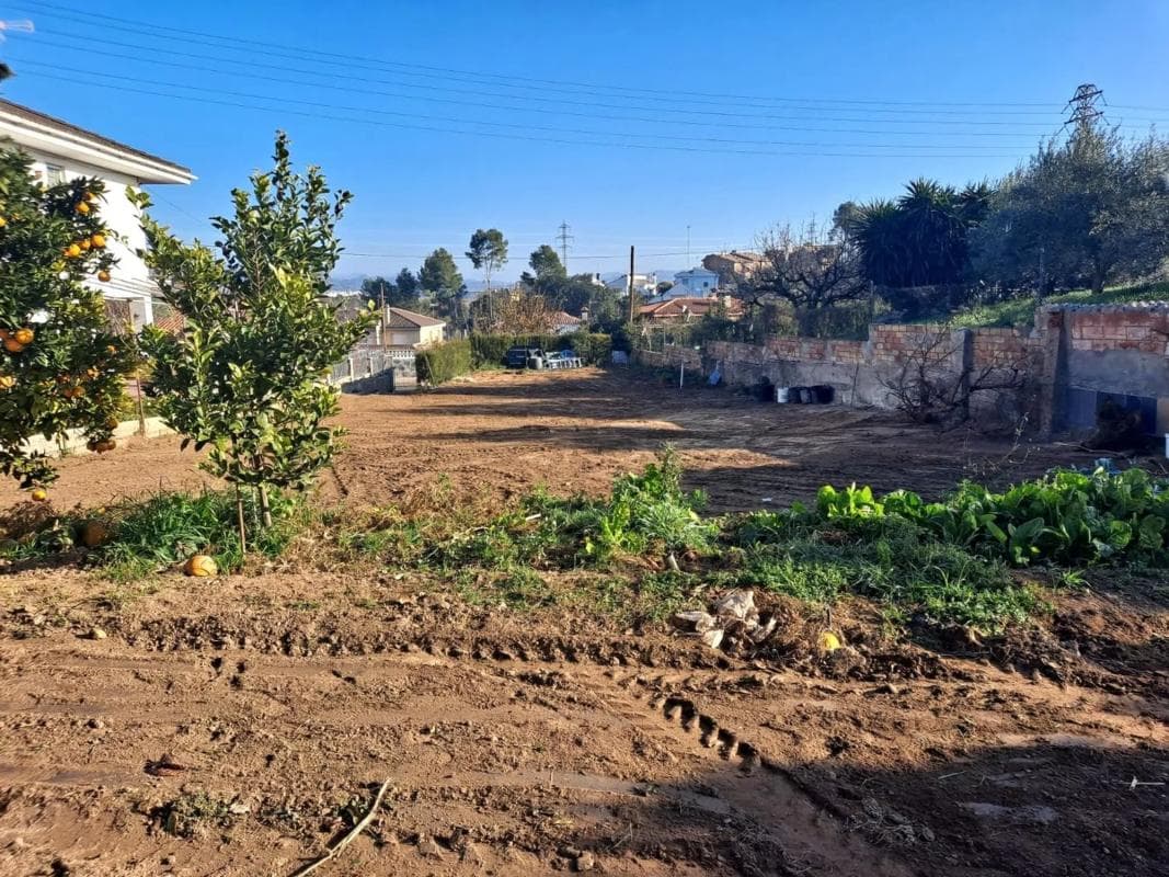Land for sale in Sant Esteve Sesrovires, Barcelona photo 3