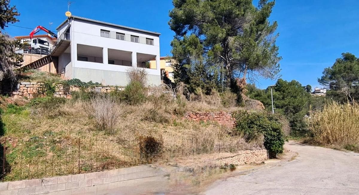 Terreno en venta en Corbera de Llobregat, Barcelona photo 2