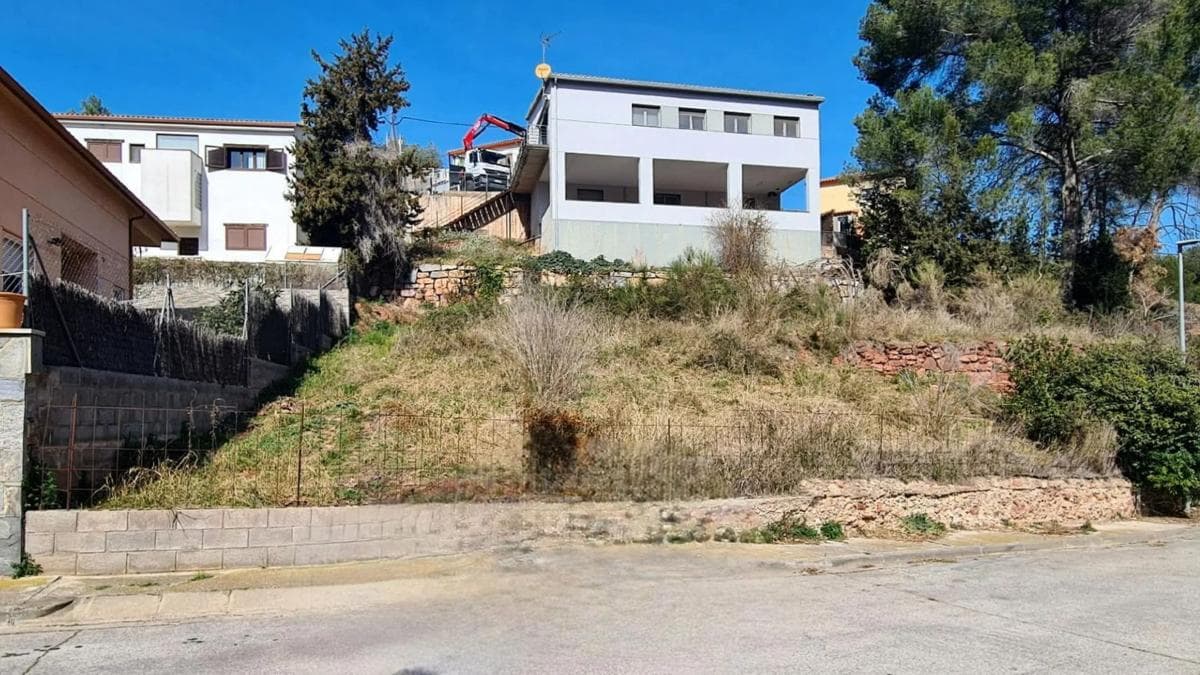 Terreno en venta en Corbera de Llobregat, Barcelona photo 3